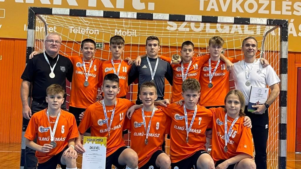 Futsalezüst – sok-sok Illés Akadémia-játékossal