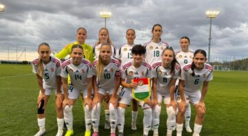 Licskai Léna kezdett, Csanádi Kata Róza cserként állt be