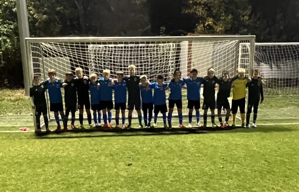 Kezdeményező futball, rengeteg gól